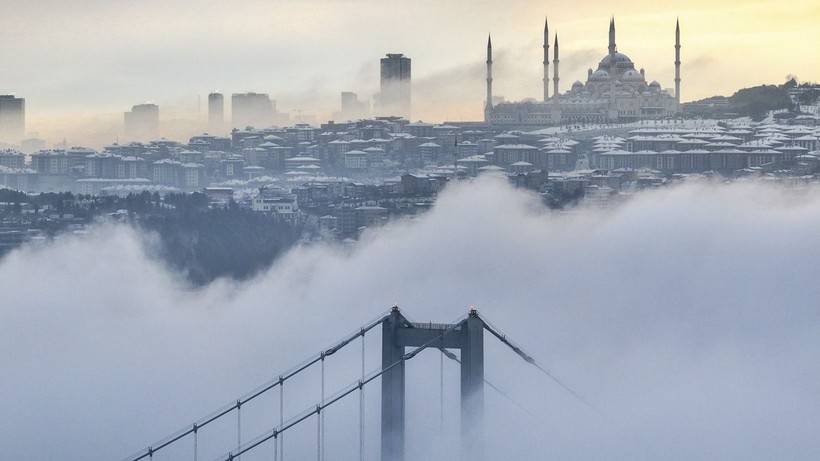 İstanbul'da sis objektiflere böyle yansıdı - Resim: 1