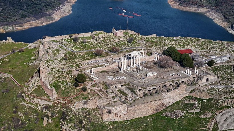 Pergamon'da 'Mozaikli Ev' gün yüzüne çıkarılıyor - Resim: 4