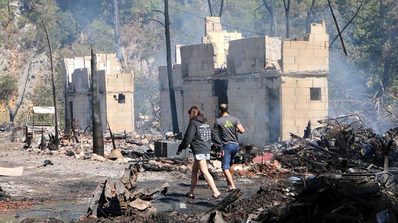 Olympos'taki 'Kadir'in Ağaç Evleri’ndeki yangın sonunda kullanılabilir yer kalmadı: 'Yeniden yapacağım' - Resim: 7