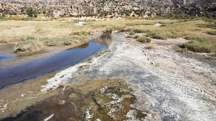 Ege Bölgesi'nin en büyük doğal gölü Bafa kuruyor: Sular 30 metre çekildi - Resim: 4