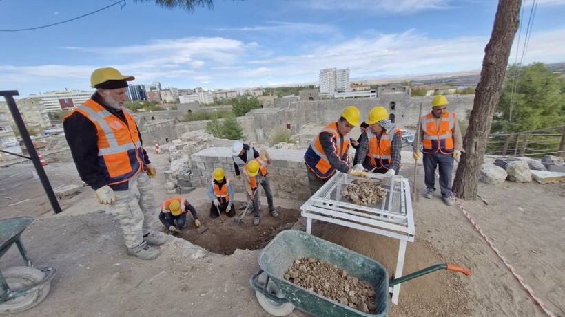 Amida Höyük’te 5 bin yıllık mühür bulundu - Resim: 3