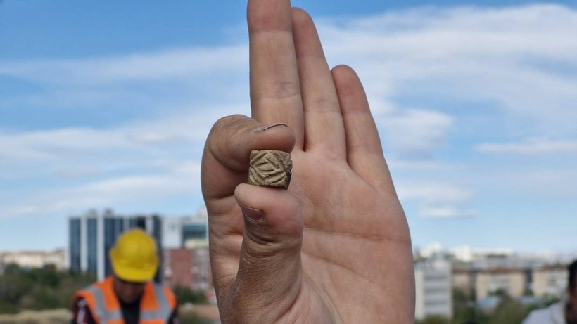 Amida Höyük’te 5 bin yıllık mühür bulundu - Resim: 6