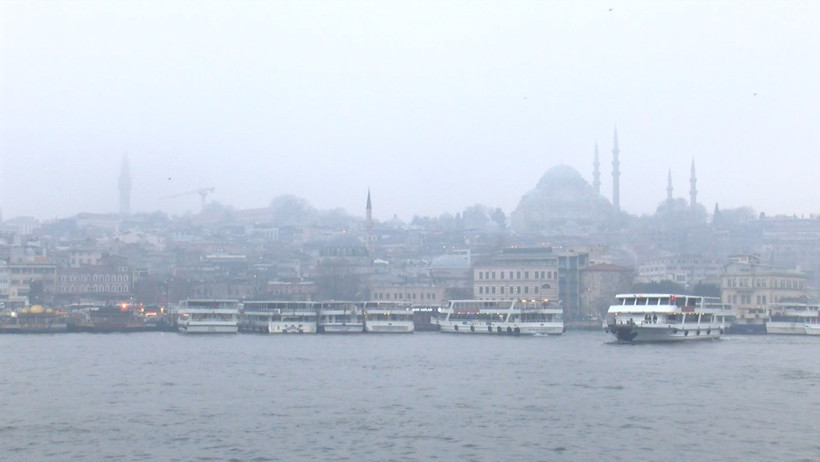 İstanbul'da sis etkili oluyor - Resim : 1