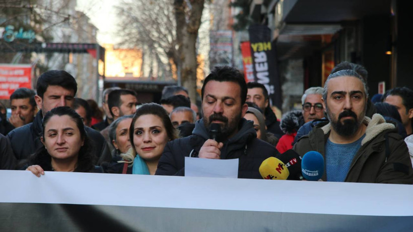 Siirt'e kayyım atanması Diyarbakır'da protesto edildi - Resim : 1