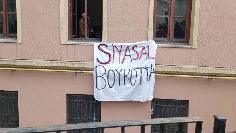 Eylemler 6’ncı gününde: Öğrenciler Saraçhane’ye yürüdü - Resim : 2