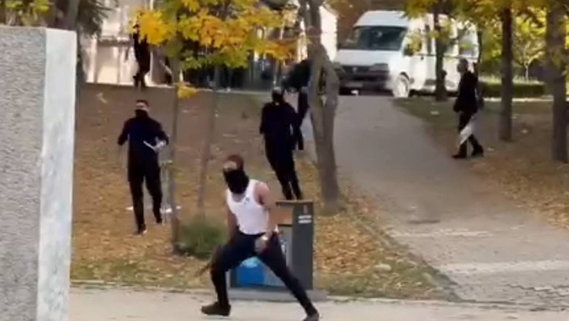Hacettepe Üniversitesi'nde öğrencilere palalı saldırı - Resim : 1