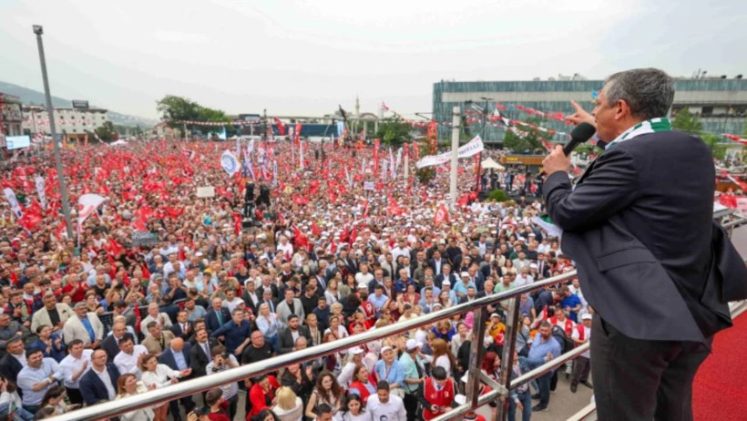 &Ouml;zel&rsquo;den Ke&ccedil;i&ouml;ren Belediye Başkanı i&ccedil;in 'AKP'ye katılacak' iddiası - Resim : 1