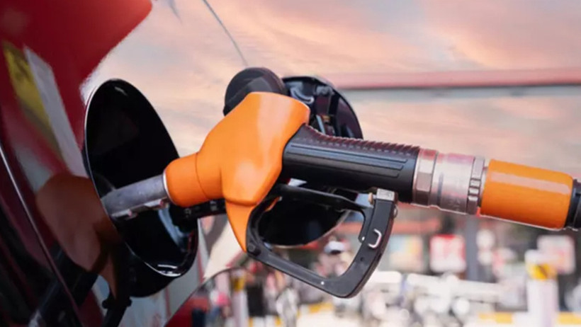 Depoyu Doldurmak İ&ccedil;in Gece Yarısını Bekleyin! Benzin ve Motorinde "&Ccedil;ifte" İndirim Yolda - Resim : 1