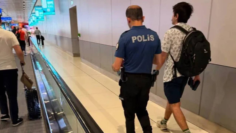 Deniz G&ouml;ktaş yurt dışından d&ouml;n&uuml;şte g&ouml;zaltına alındı - Resim : 1