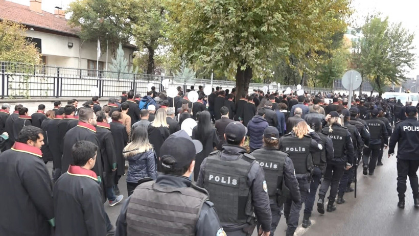 Elçi cinayetinde iki şüpheli - Resim : 4