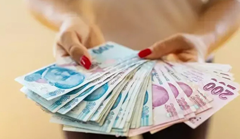 SGK Resmen Duyurdu! Bu Kişilere Yaş Şartsız Erken Emeklilik Hakkı Geldi - Resim : 1