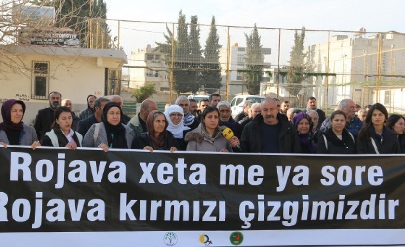 Kobanê sınırında nöbet: ‘Rojava'da onurlu yaşam ütopya olmaktan çıktı’
