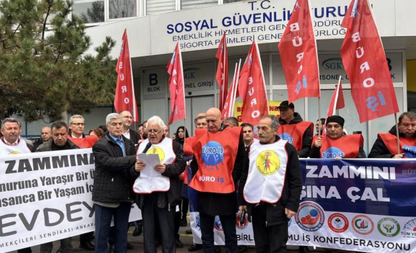 Kamu emekçileri iş bıraktı