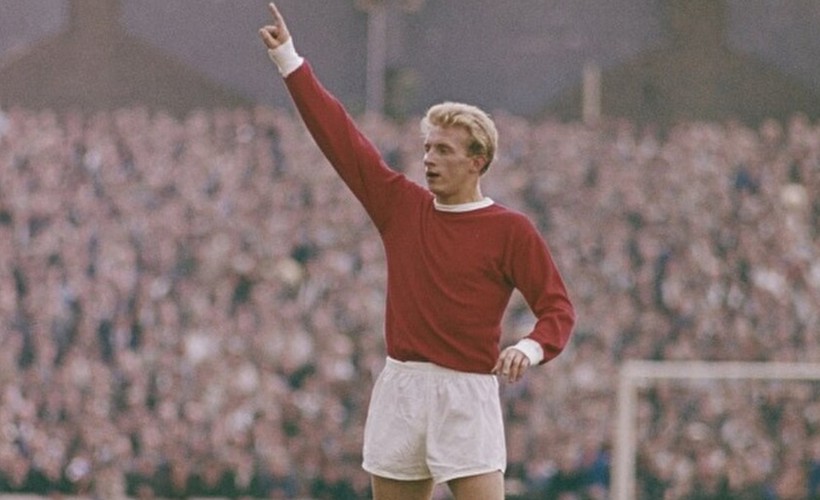 Ballon d'Or ödüllü futbolcu Denis Law öldü