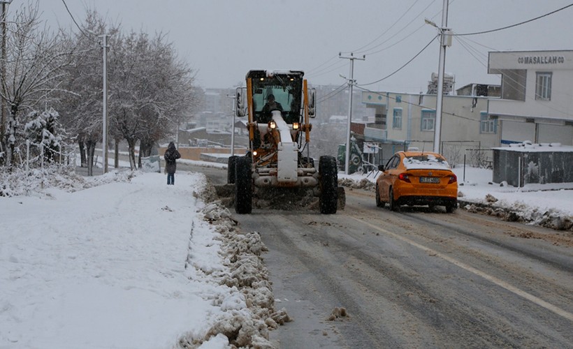 Diyarbakır'da eğitime kar engeli
