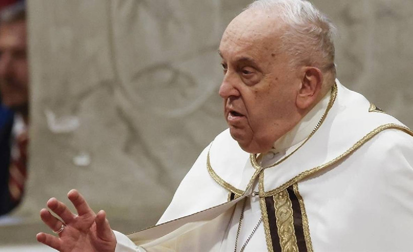 Vatikan: Papa Francis çift taraflı zatürre oldu