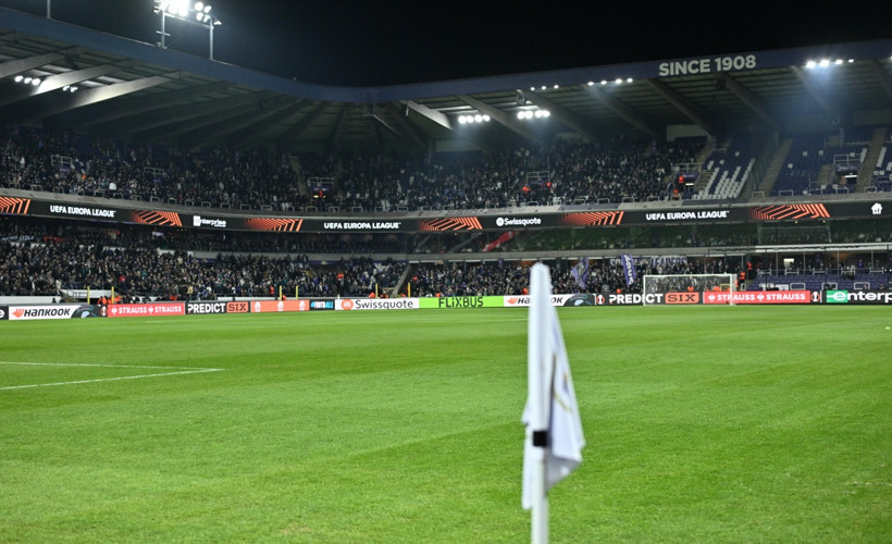 Durdurulan Anderlecht-Fenerbahçe maçı yeniden başladı