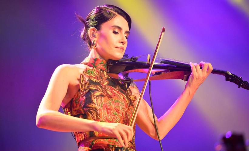 Rewşan Çeliker yeni albümü için lansman konserine hazırlanıyor