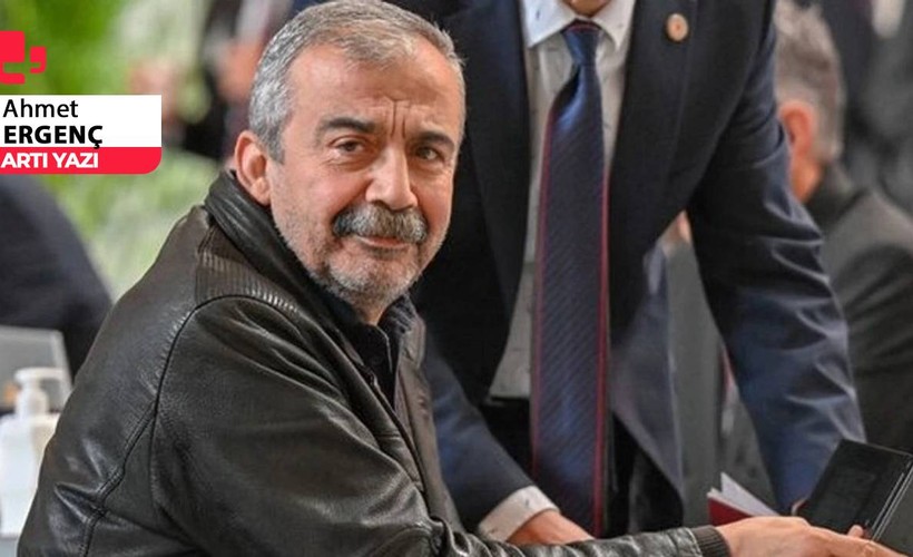 Sırrı Süreyya’ya veda: Hayat ve siyaset