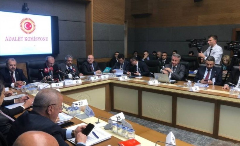 10'uncu yargı paketi: Muhalefet tepkili, DEM Parti yeni teklif sunacak
