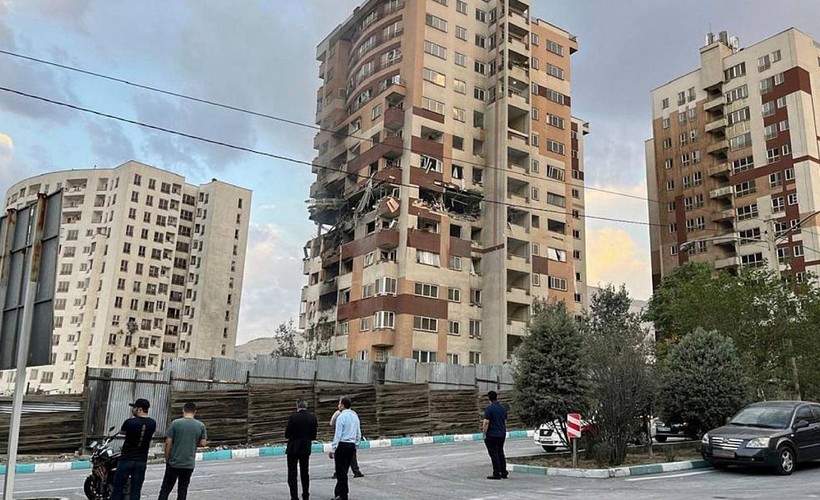 İsrail Savunma Kuvvetleri: İran'ın batısındaki hava savunma sistemlerine yönelik saldırı tamamlandı