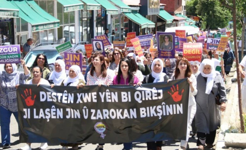 Lice’de kadın ve çocuk ölümlerine karşı yürüyüş: Yüzlerce kadın intihar süsü verilerek katlediliyor