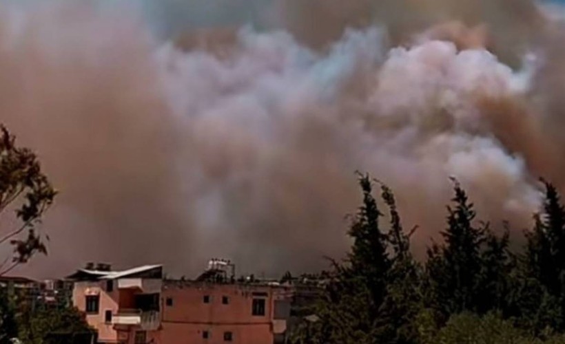 Antakya'da yangın yerleşim yerine ulaştı