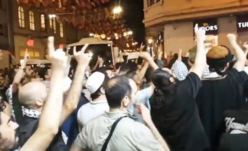 Taksim bariyerlerle kapatıldı: LeMan dergisinin karikatürü ile başlayan olaylarda neler yaşandı?