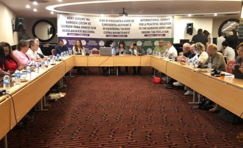 Öcalan'dan kendisiyle görüşmek isteyen Avrupa heyetine mesaj