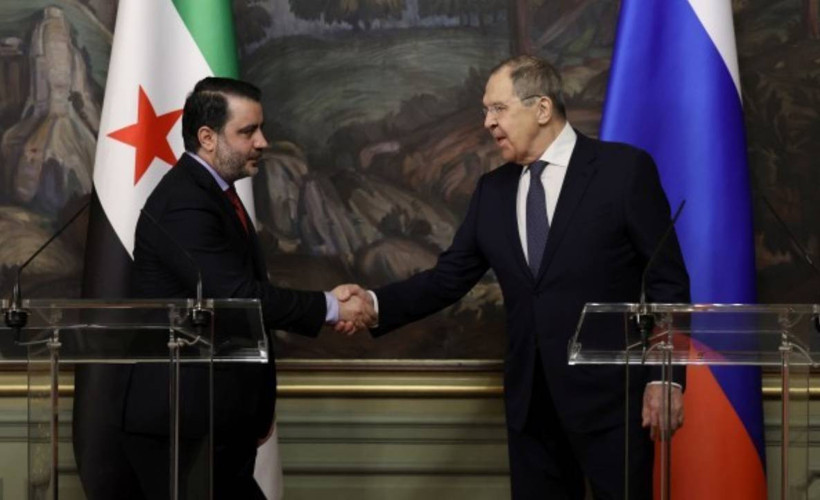 Rusya Colani'yi Moskova'ya davet etti... Lavrov: Kürtler yeni Suriye hükümetinde yer almalı