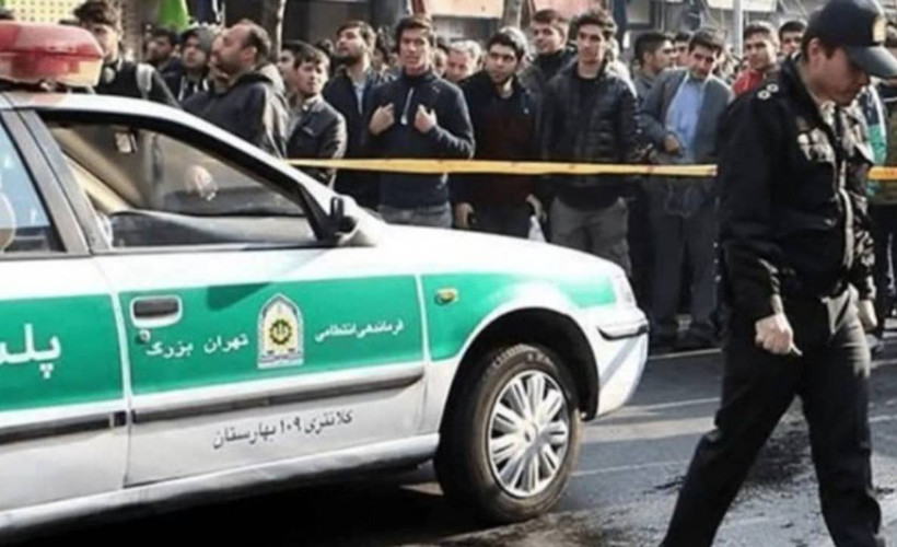 İran’da polis merkezine silahlı saldırı