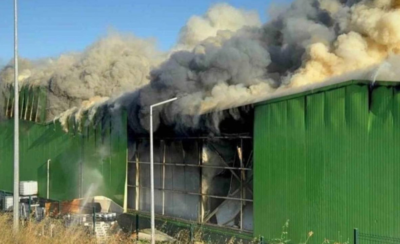 Balıkesir'de fabrika yangınında iki işçi hayatını kaybetti
