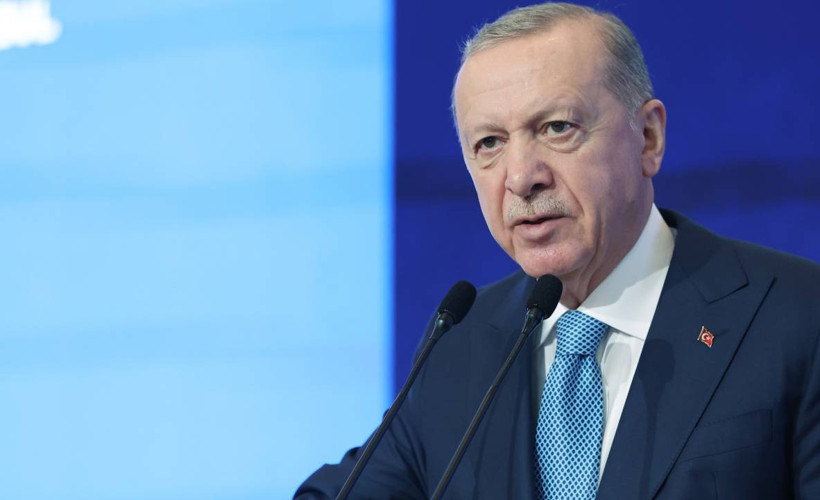 Erdoğan'dan Özgür Özel'e: 'Türkiye'yi şikayet turları düzenliyorlar. Hiç mi hicap duymuyorsun?
