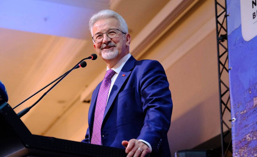 CHP'li eski başkan ve 14 kişi tutuklandı