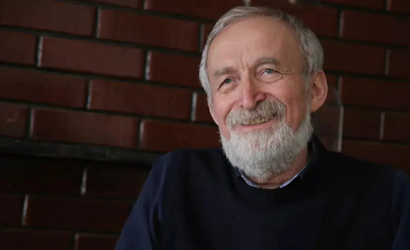 Gazeteci Hüseyin Aykol enfeksiyon nedeniyle uyandırılamıyor