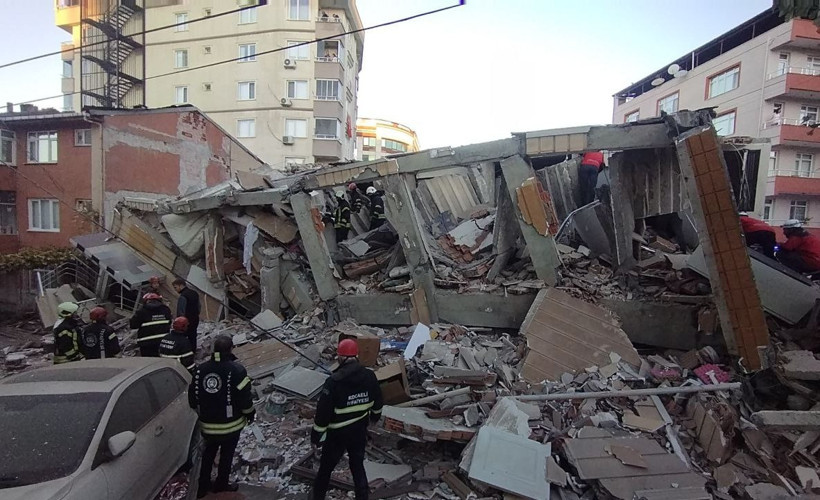 Gebze'de 7 katlı bina çöktü: Enkaz altında kalanlar var