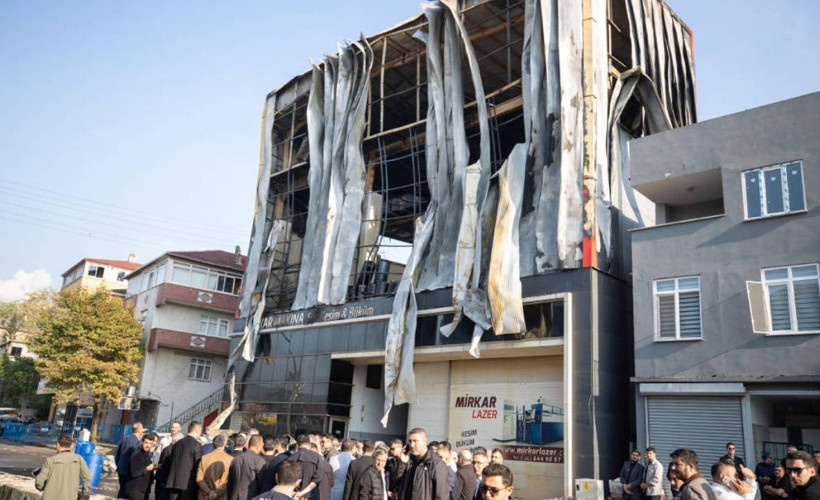 Kocaeli’de 6 işçinin öldüğü kozmetik fabrikası yangınında 7 kişi tutuklandı