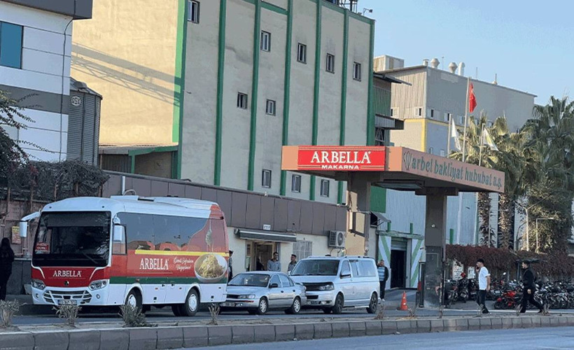 Mersin’de makarna fabrikasında zehirlenme: 14 işçi hastaneye kaldırıldı