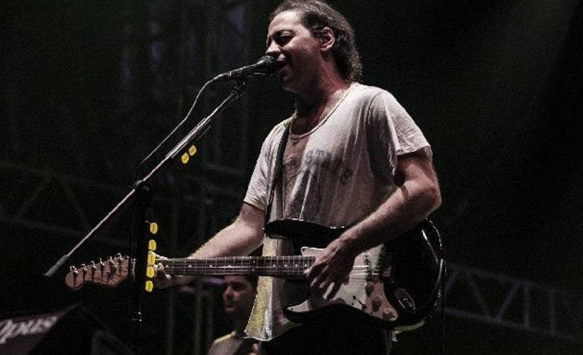 Duman grubunun vokalisti Kaan Tangöze’nin 'Baltalar Elimizde' yorumuna soruşturma açıldı