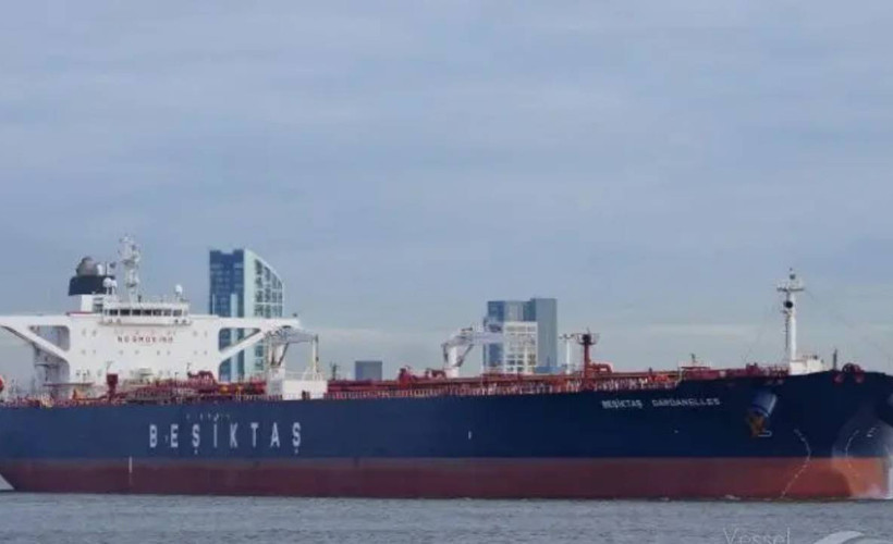 Türk tankerine boğaz açıklarında insansız hava aracı isabet etti