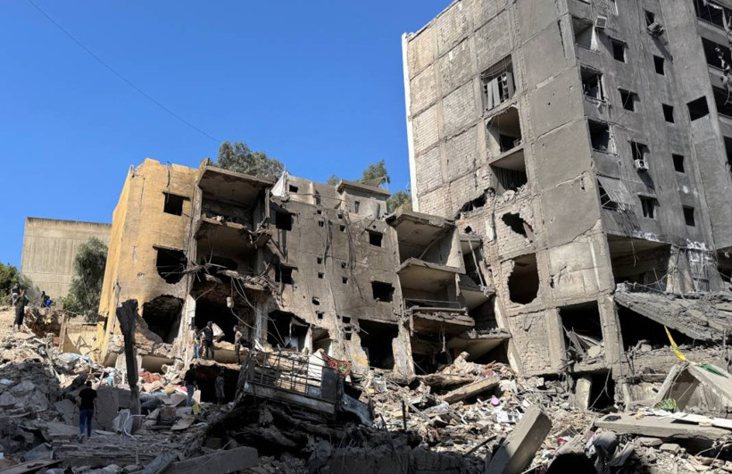 Reuters, İsrail'in Nasrallah'ı öldürdüğü noktadaki yıkımı görüntüledi - Resim: 9
