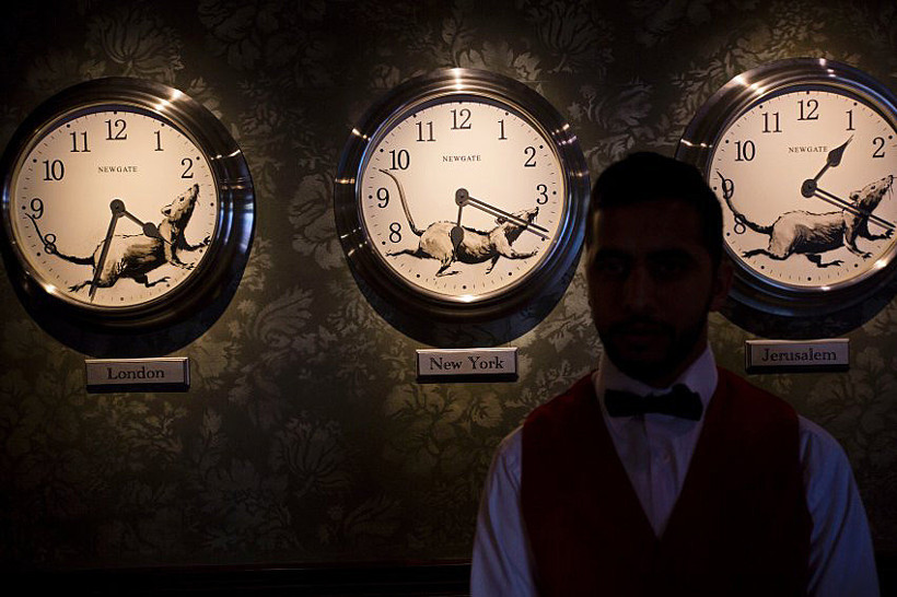 Betlehem'de Banksy grafitileri - Resim: 4