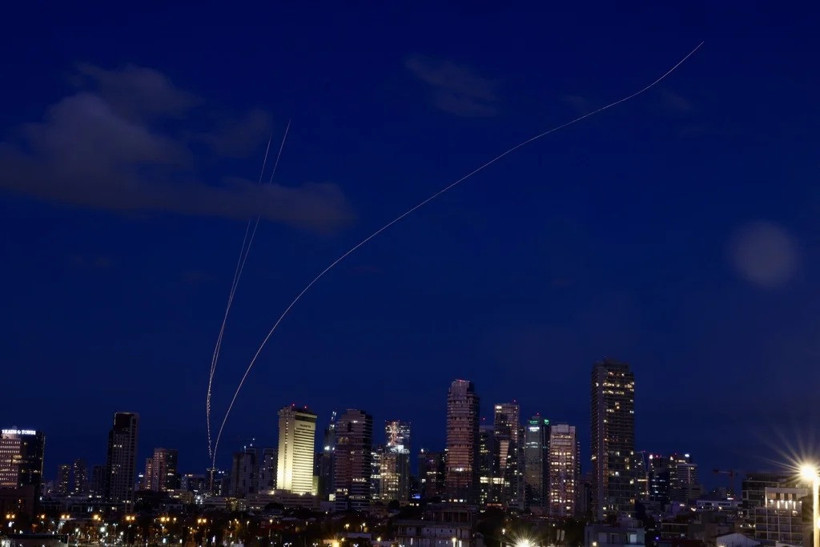 Hürmüz Boğaz'ı kapatıldı | İran: Saldırılarda 201 kişi öldü, 747 kişi yaralandı - Resim : 1