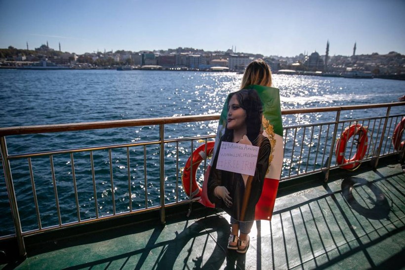 İran Konsolosluğu önünde yine eylem vardı - Resim: 2