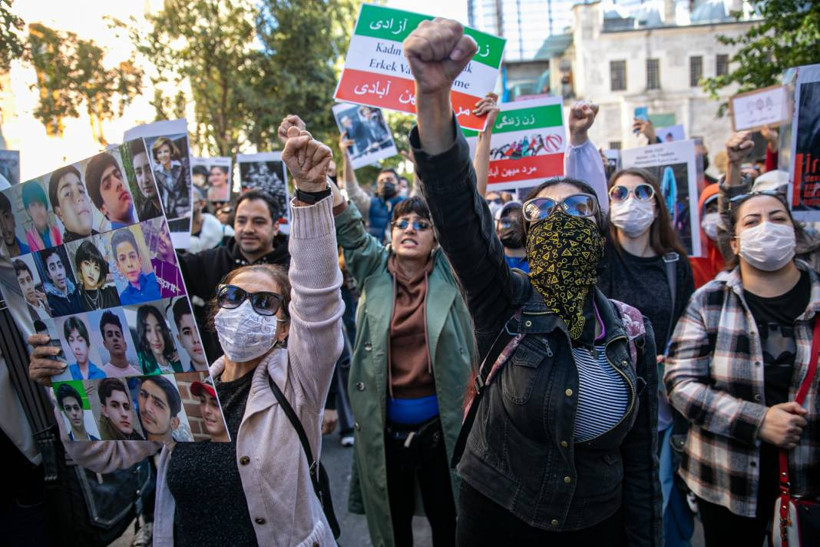İran Konsolosluğu önünde yine eylem vardı - Resim: 13