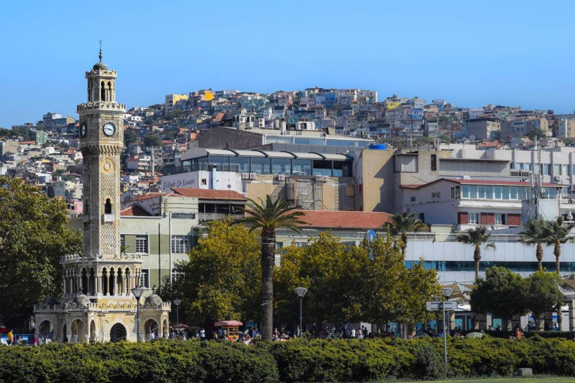 İzmir seçim anketi: AKP düşüşte, İYİ Parti yükselişte - Resim: 10