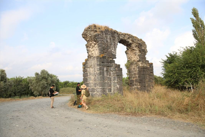 Epiphaneia Antik Kenti'ndeki Roma dönemi meclis binası restore ediliyor - Resim: 6