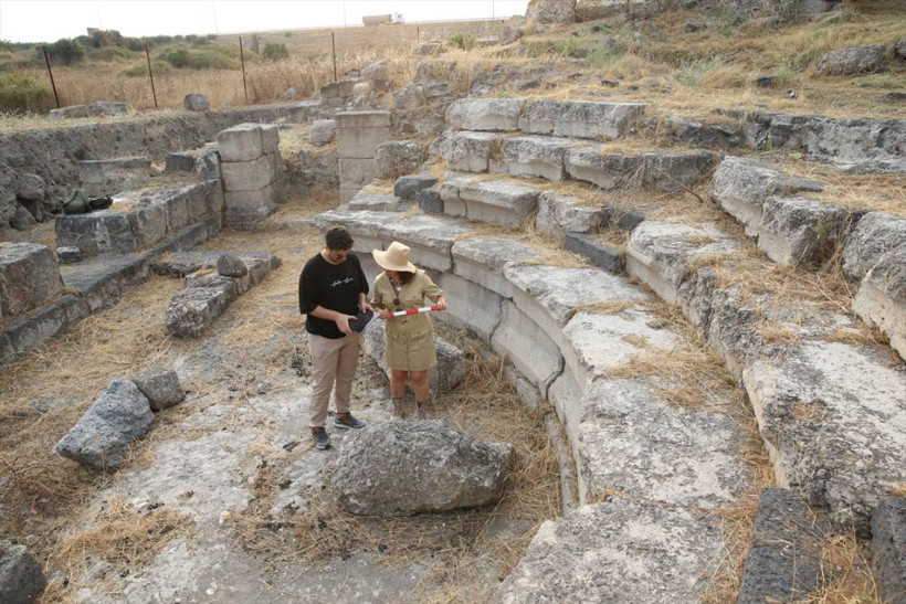 Epiphaneia Antik Kenti'ndeki Roma dönemi meclis binası restore ediliyor - Resim: 14