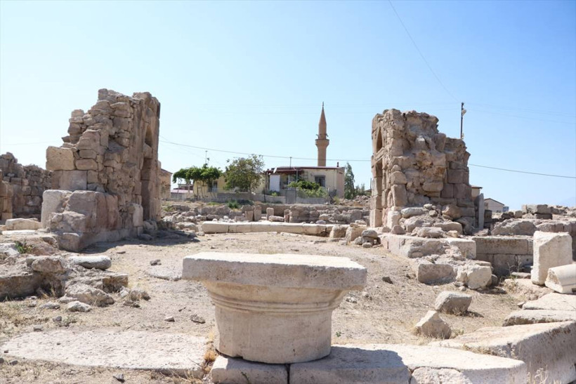 Tyana Antik Kenti'nde sekizgen planlı kilise gün yüzüne çıkarılıyor - Resim: 7