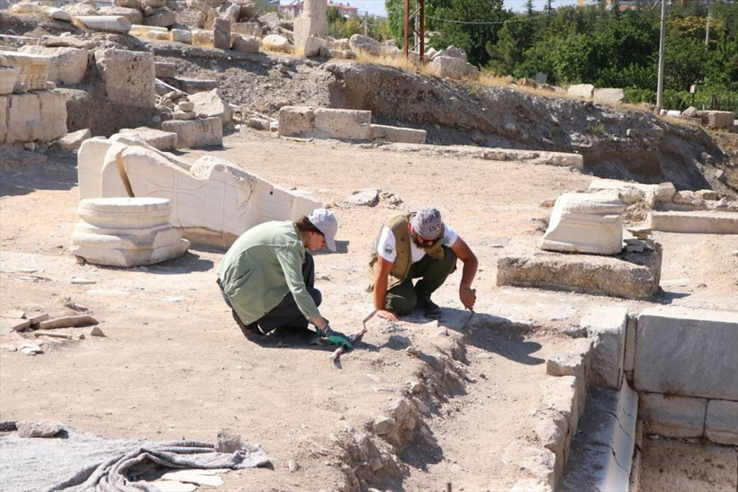 Tyana Antik Kenti'nde sekizgen planlı kilise gün yüzüne çıkarılıyor - Resim: 10
